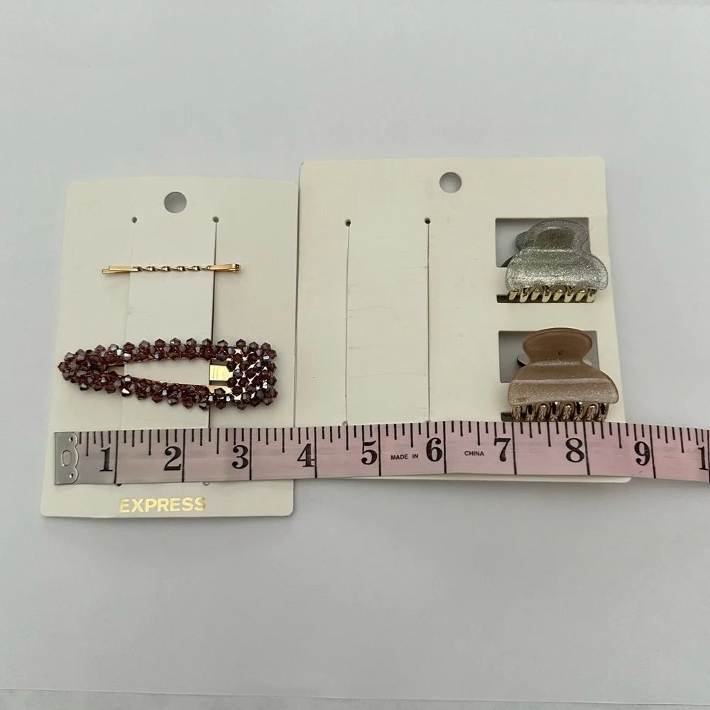 Express Miscellaneous Hair Clips in Gold 2019
